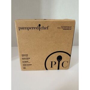 The Pampered Chef Close And Cut Open Box Veggie Cutter Kitchen